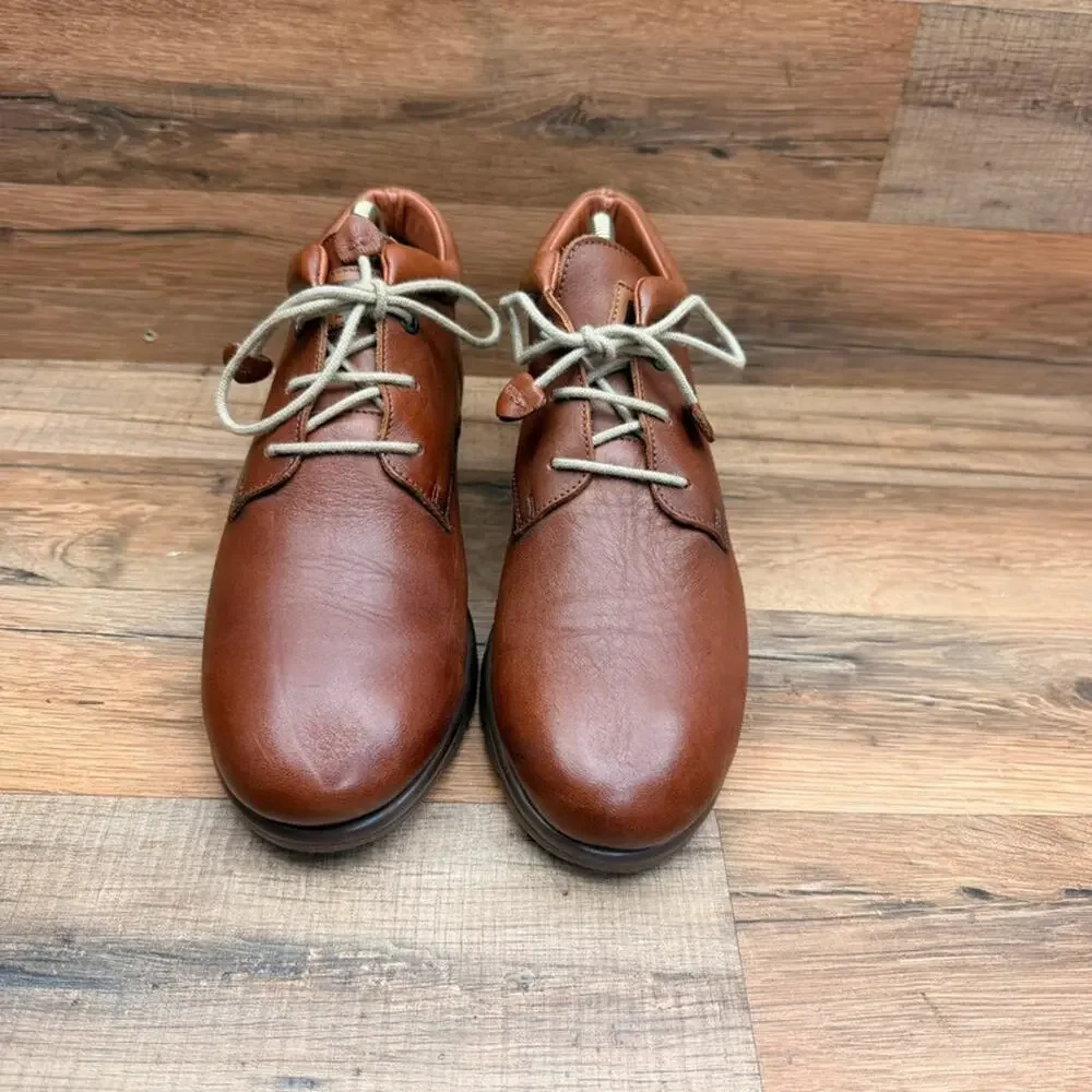 48+hours  size US 8 Eu 40 Chukka size Boots Extralight Brown Leather